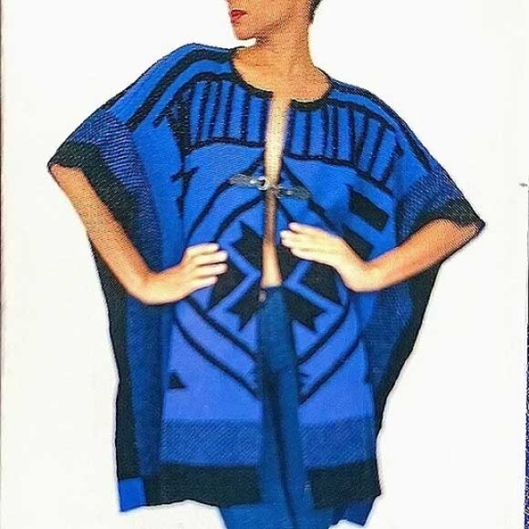 MaxSport tribal Aztec geometric open-front poncho - Picture 1 of 9